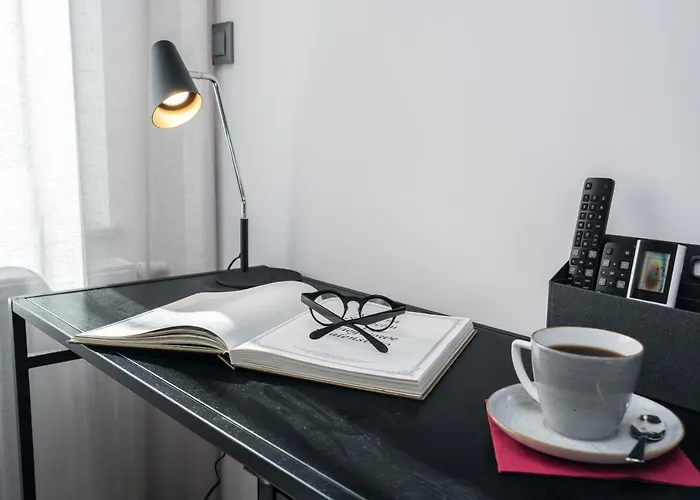 Apartment Garbary By Renters Poznan