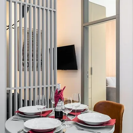 Апартаменти Garbary By Renters *